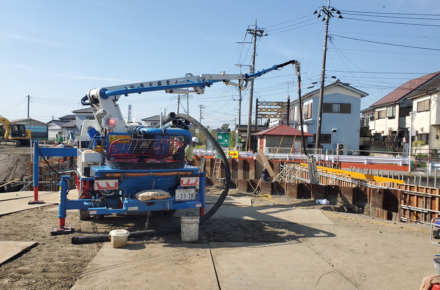 埼玉県川口市　調整池の土木工事におけるコンクリート圧送工事